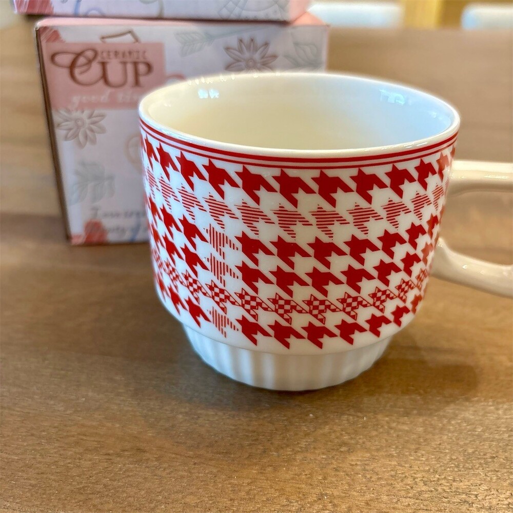 Set of 2 Mug Cups Red & White Houndstooth “Good Time” Gift Boxed
